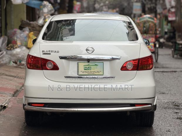 Nissan Bluebird Sylphy 2006 Pearl