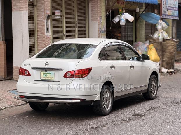 Nissan Bluebird Sylphy 2006 Pearl