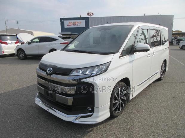 Toyota Noah 2022 Pearl