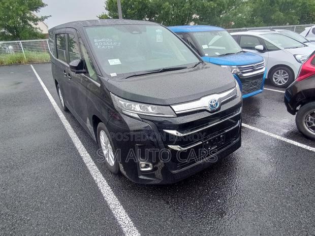 Toyota Noah 2022 Black