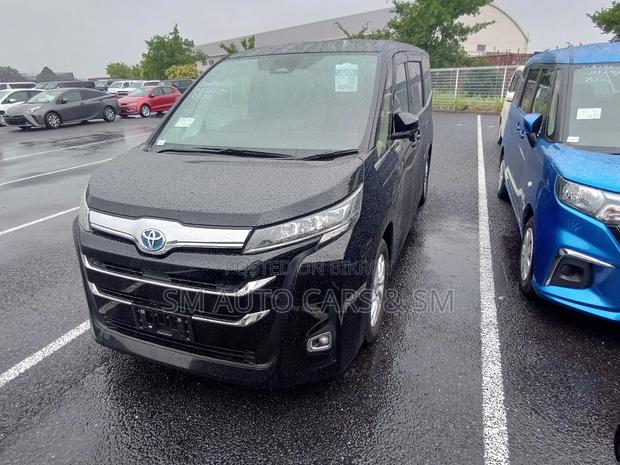 Toyota Noah 2022 Black