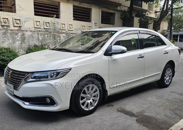 Toyota Premio 2016 Pearl