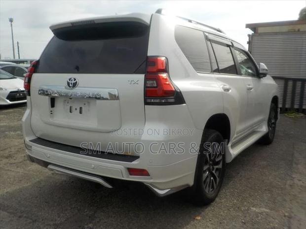 Toyota Land Cruiser Prado 2.7 2023 Pearl
