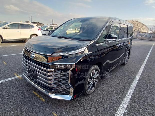 Toyota Voxy Hybrid S-Z 2WD 7-Seater 2022 Black