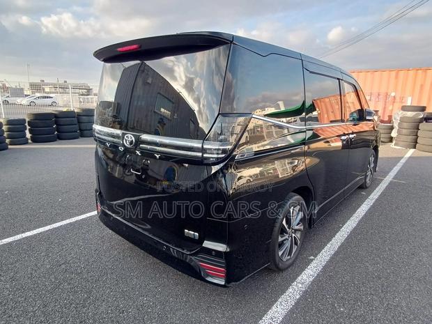 Toyota Voxy Hybrid S-Z 2WD 7-Seater 2022 Black