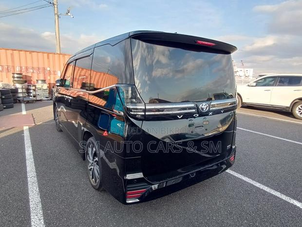 Toyota Voxy Hybrid S-Z 2WD 7-Seater 2022 Black