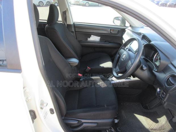 Toyota Corolla Fielder 2021 White