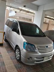 Toyota Noah 2003 Silver for sale