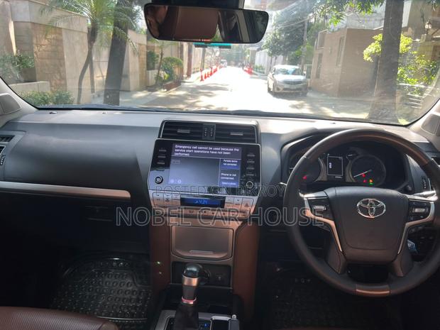 Toyota Land Cruiser 2022 Black