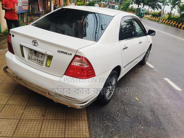 Toyota Corolla 2004 White