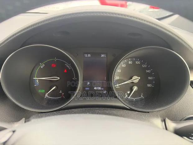 Toyota C-Hr 2021 Pearl