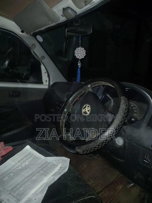 Toyota TownAce 2009 White