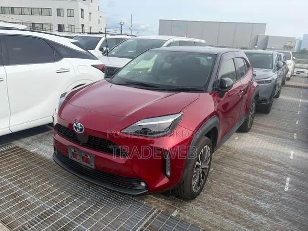 Toyota Yaris Cross 2021 Red