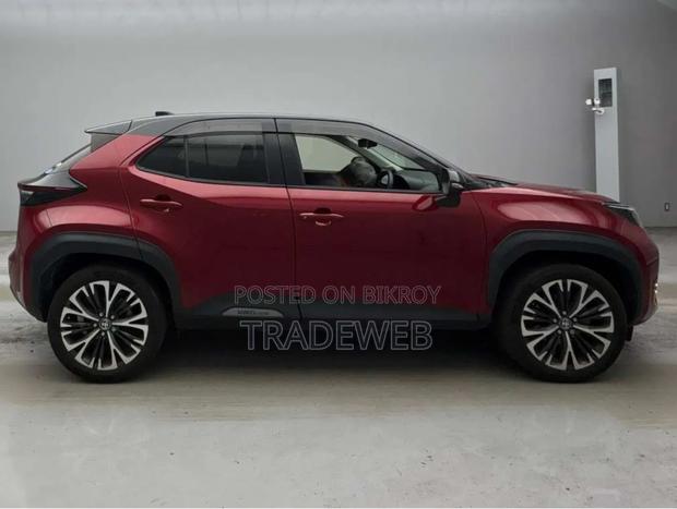 Toyota Yaris Cross 2021 Red