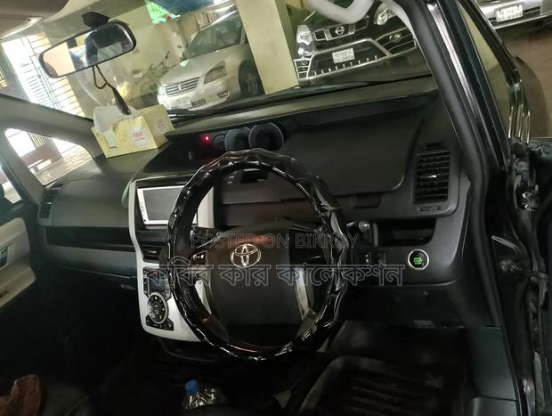 Toyota Noah 2013 Black