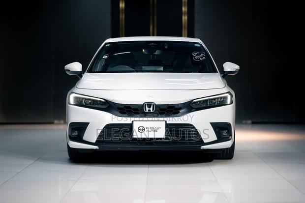 Honda Civic 2021 Pearl