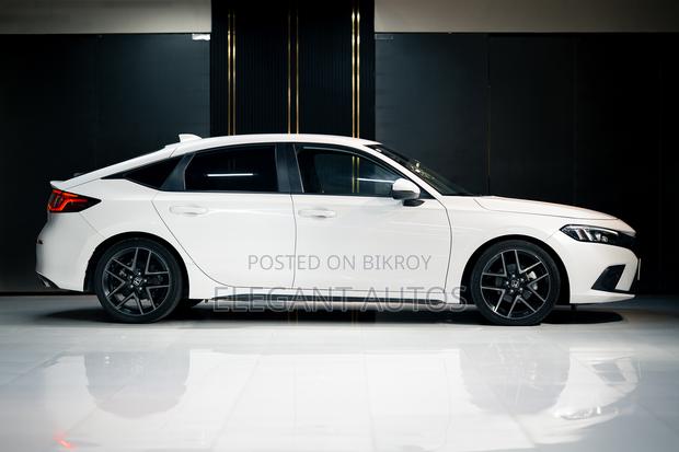Honda Civic 2021 Pearl
