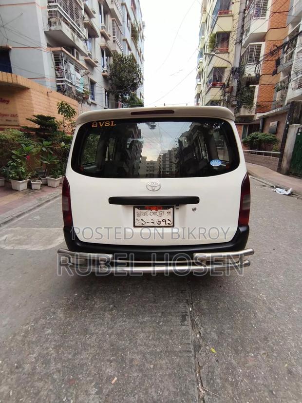 Toyota Probox 2004 White