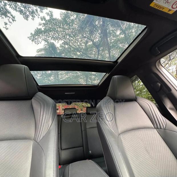 Toyota Harrier 2.5 Hybrid 2020 Pearl