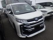 Toyota Noah 2023 Pearl for sale