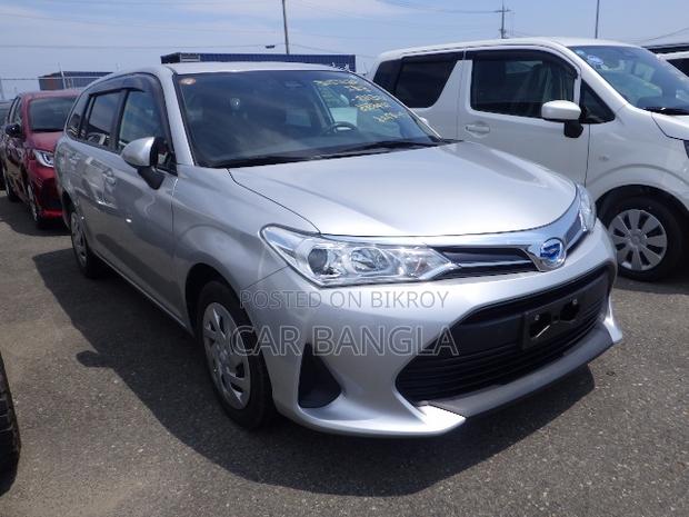 Toyota Corolla Fielder 2021 Silver