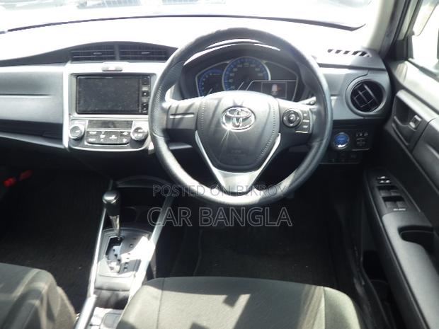 Toyota Corolla Fielder 2021 Silver