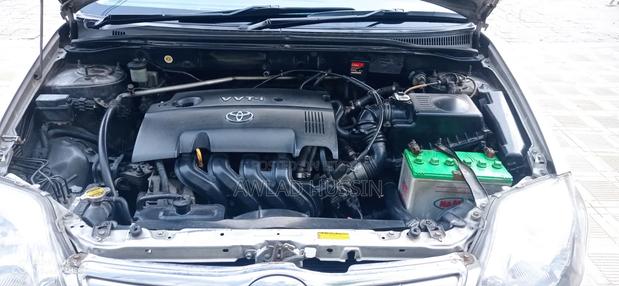 Toyota Corolla 2004 Silver