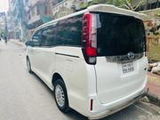 Toyota Noah 2016 Pearl for sale