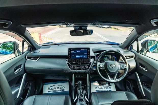 Toyota Corolla Cross 1.8 Hybrid AWD 2021 Blue