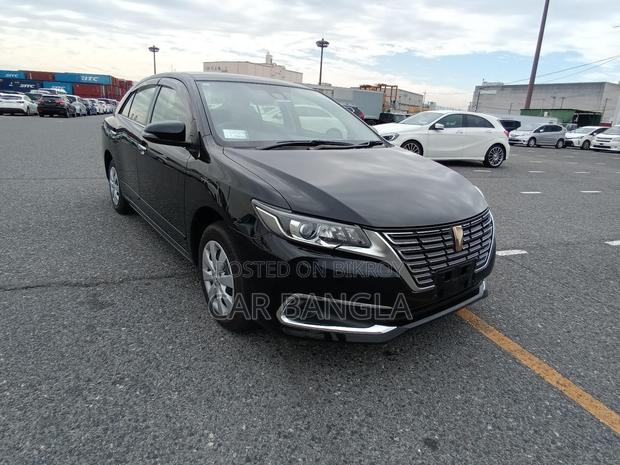 Toyota Premio 2021 Black