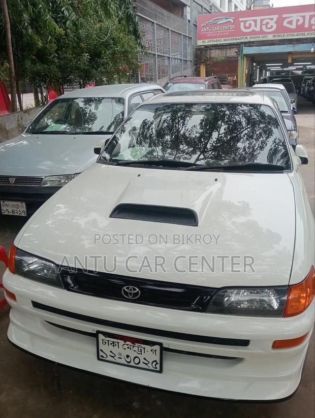 Toyota Toyoace 1992 White
