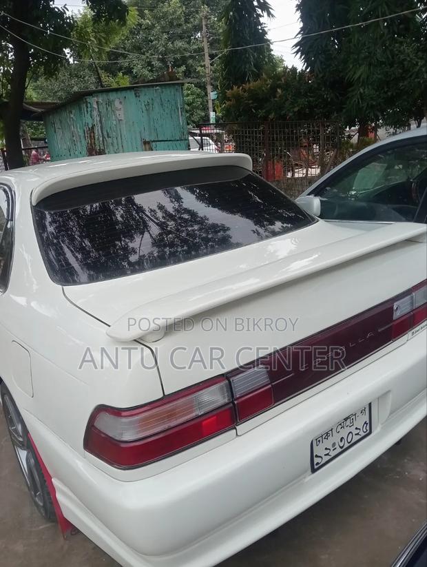 Toyota Toyoace 1992 White