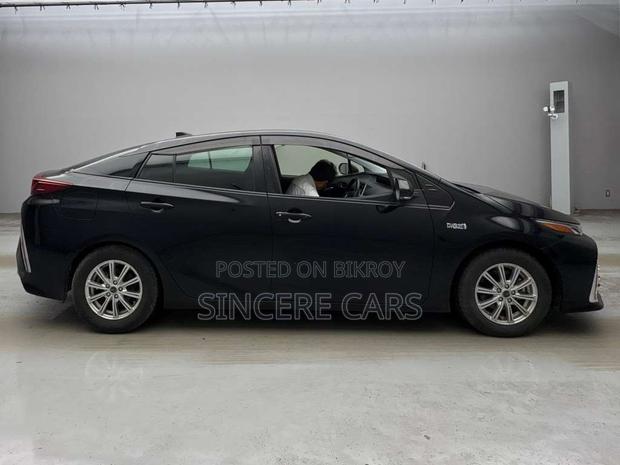 Toyota Prius 2022 Black