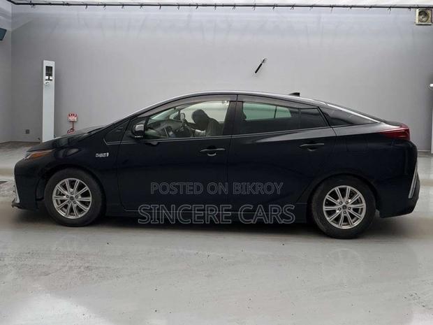 Toyota Prius 2022 Black