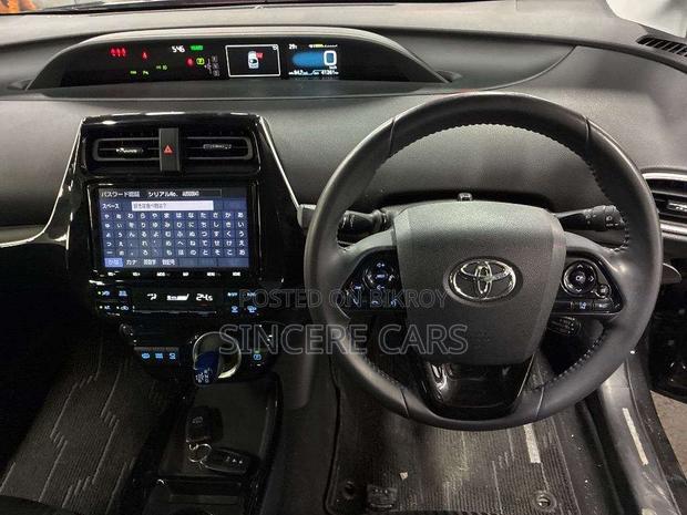 Toyota Prius 2022 Black
