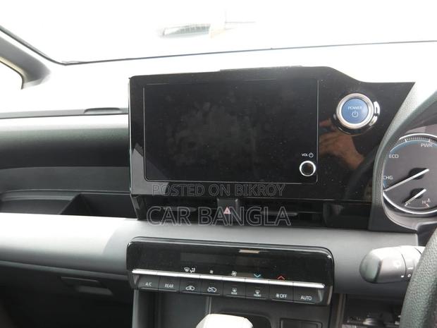 Toyota Noah 2023 Pearl