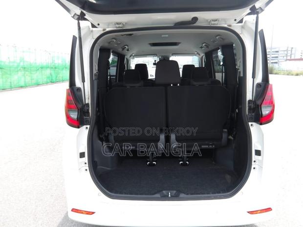 Toyota Noah 2023 Pearl