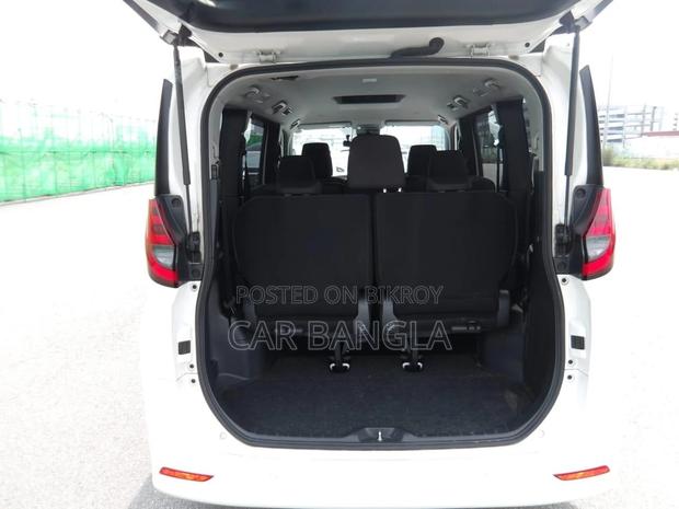 Toyota Noah 2023 Pearl