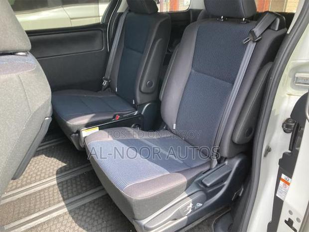 Toyota Noah 1.8 FWD Hybrid (7 Seater) 2021 Pearl