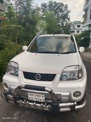 Nissan X-Trail 2.0 Petrol AWD 2013 White for sale