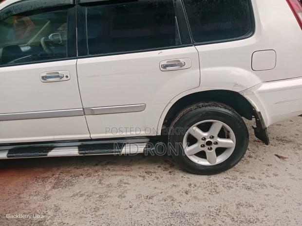 Nissan X-Trail 2003 White