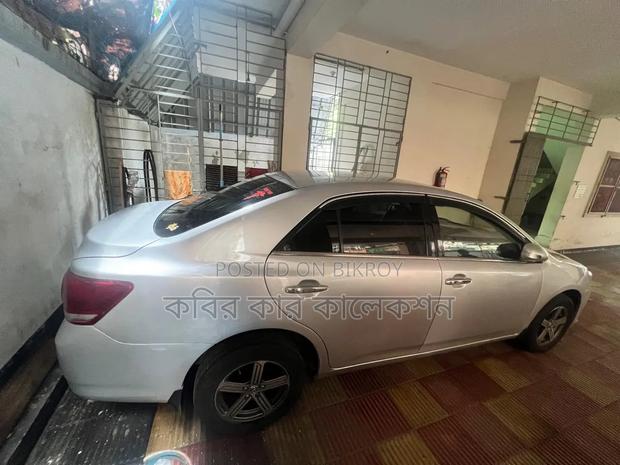 Toyota Allion 2010 Silver