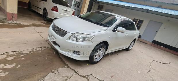 Toyota Axio 2010 Pearl