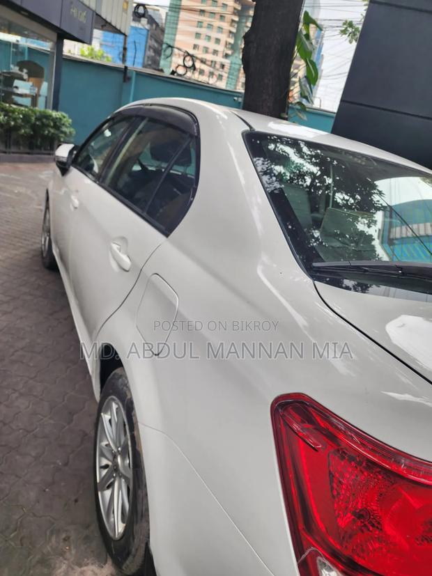 Toyota Axio 1.3 X 2WD 2014 White