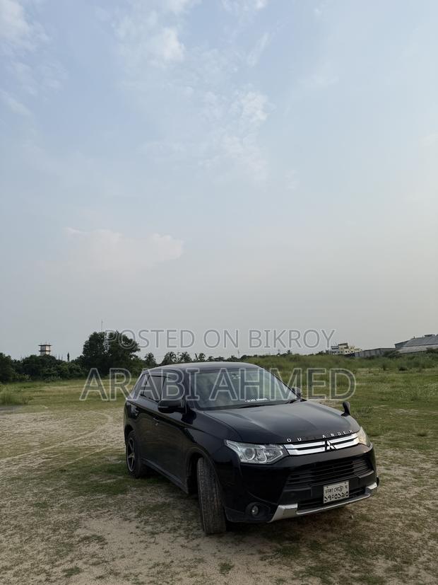 Mitsubishi Outlander 2014 Pearl