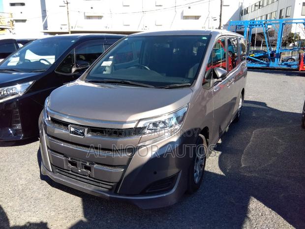Toyota Noah 2.0 AWD (8 Seater) 2021 Brown