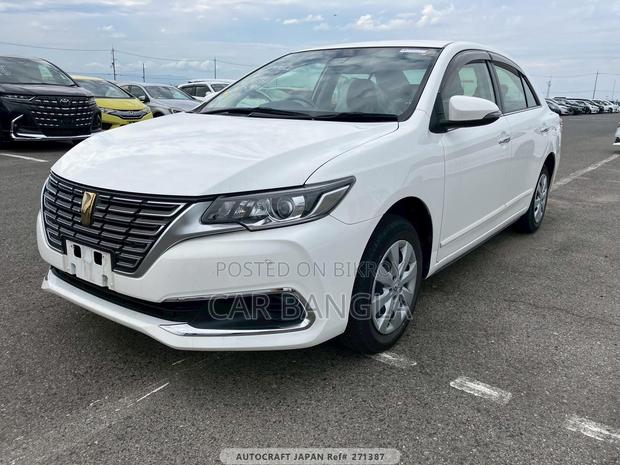Toyota Premio 2021 White