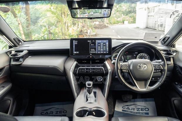 Toyota Harrier Hybrid Z 2020 Pearl