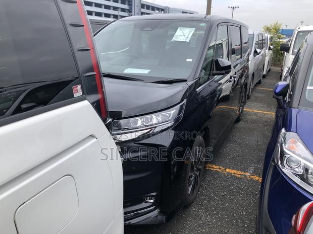 Toyota Noah 2023 Black
