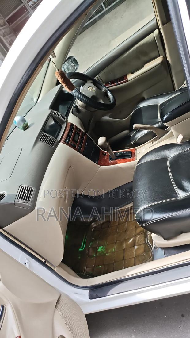 Toyota Corolla Fielder 2004 White
